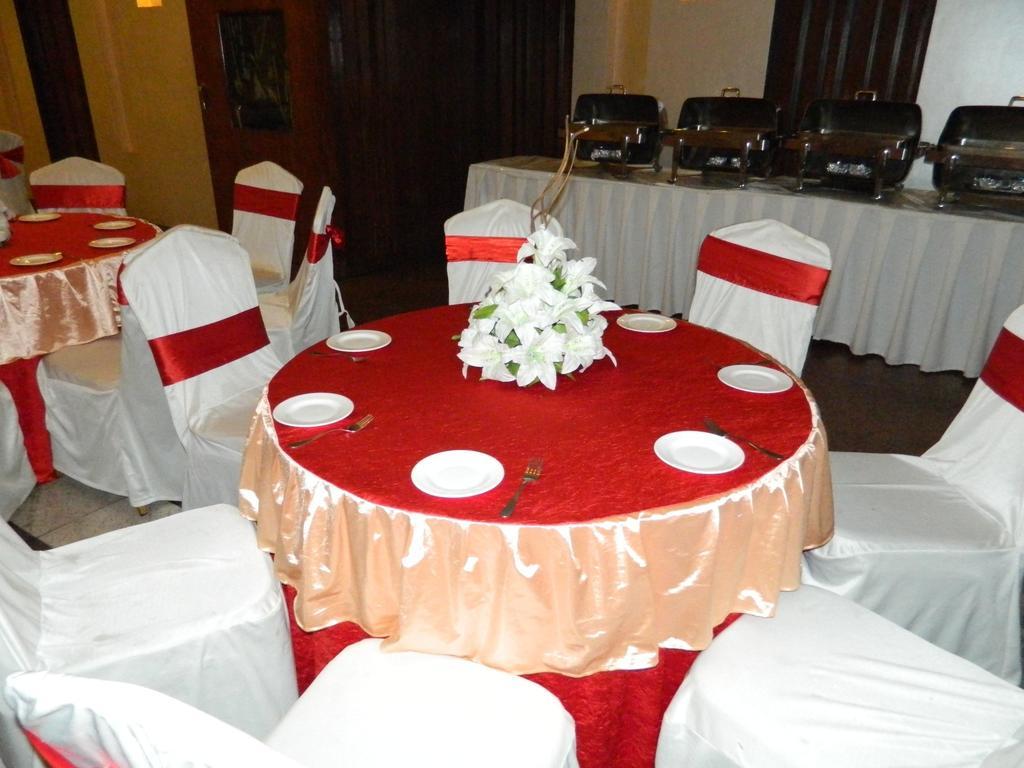 Park Maple Hotel Amritsar Eksteriør billede